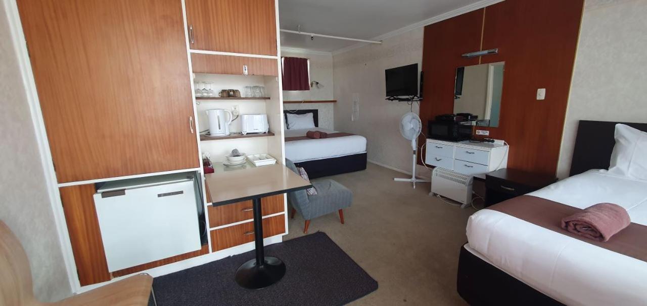 Mayfair Court Motel Tokoroa Exterior foto
